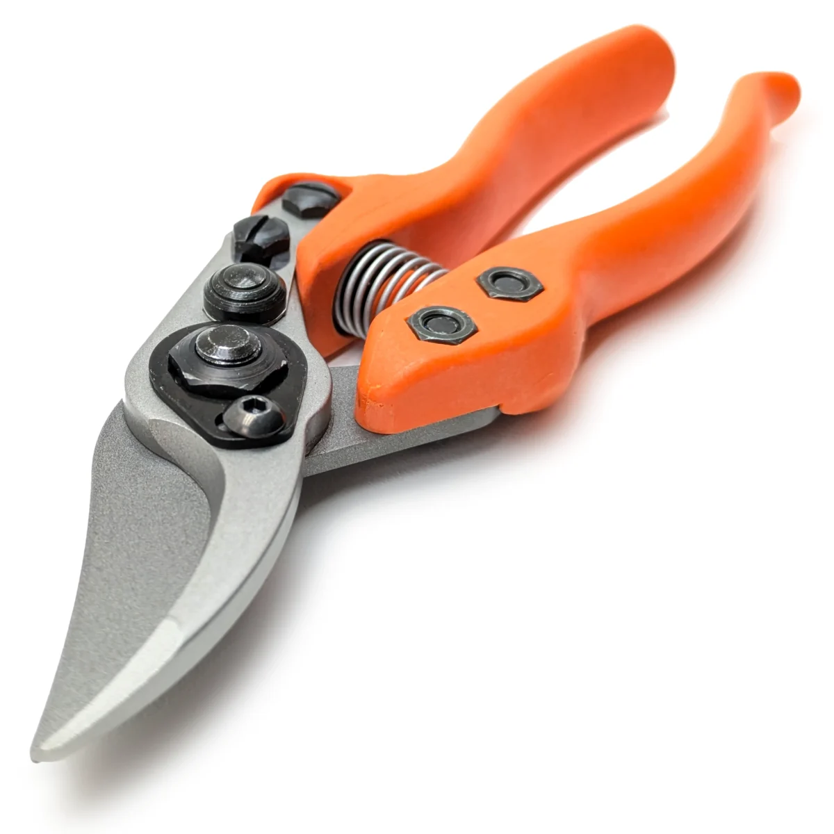 Löwe 12 Precision Clean Cut malé nožnice pre ženy